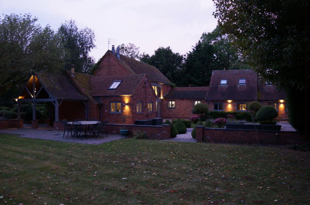 Additional property image - Meer End Road, Kenilworth, Warwickshire CV8 1PW