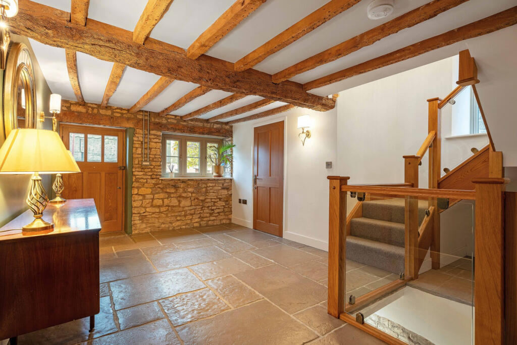 Additional property image - Harbury, Warwickshire, CV33 9LS