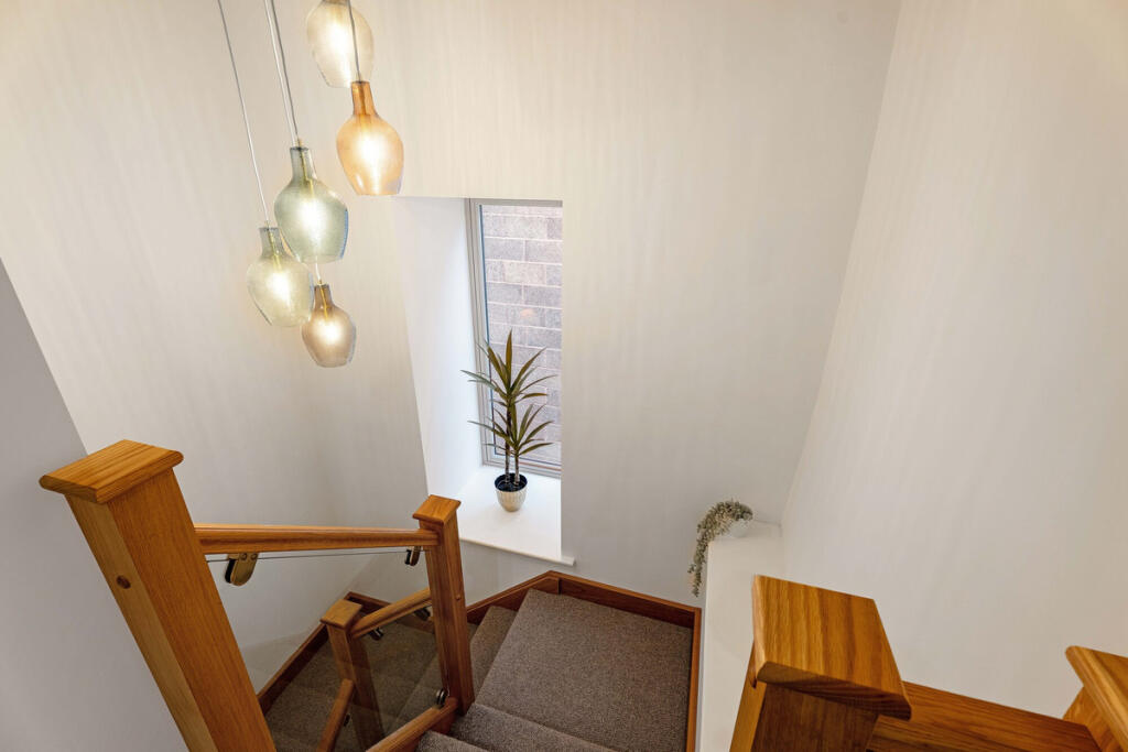 Additional property image - Harbury, Warwickshire, CV33 9LS