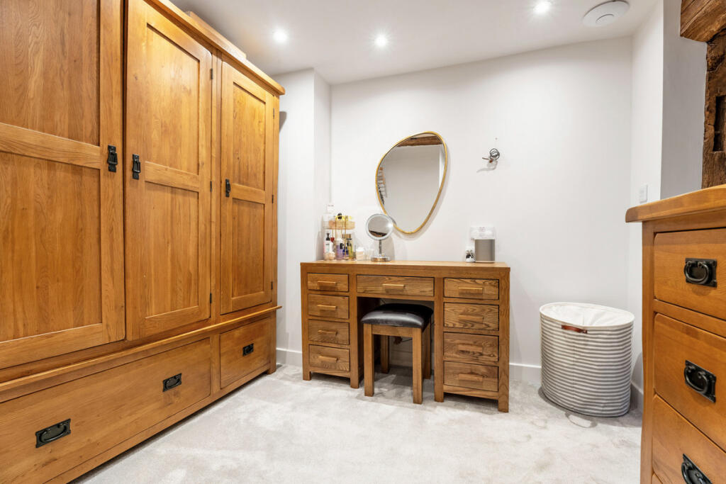 Additional property image - Harbury, Warwickshire, CV33 9LS