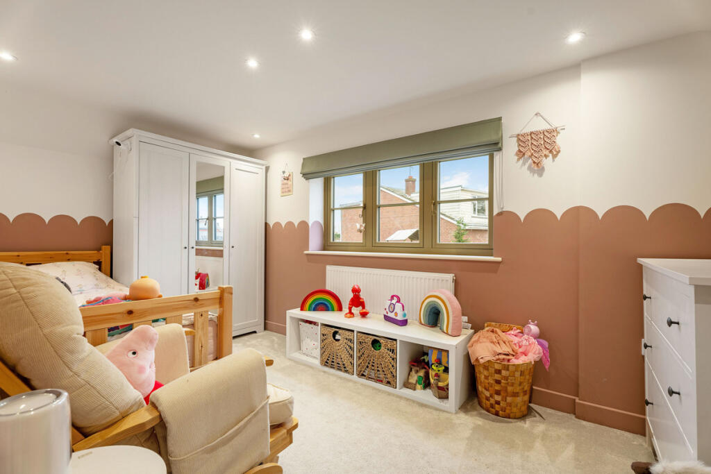 Additional property image - Harbury, Warwickshire, CV33 9LS