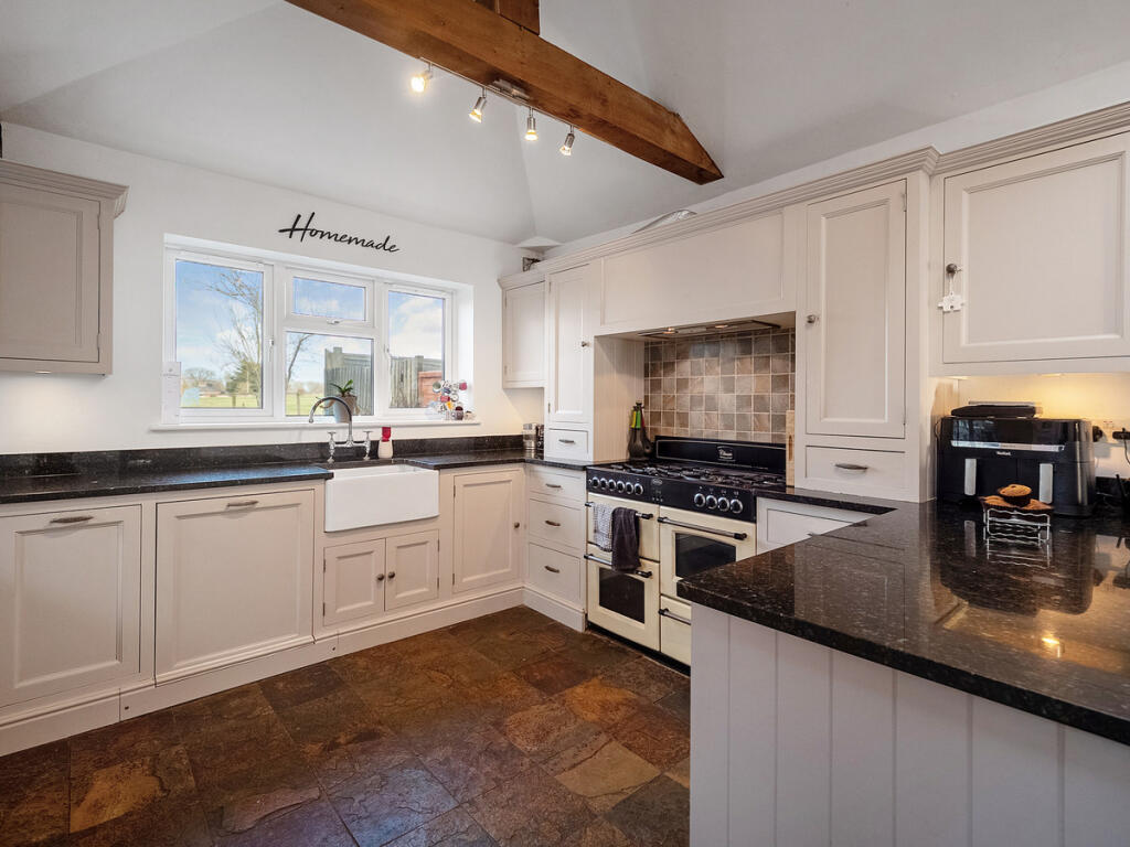 Additional property image - Welsh Road, Leamington Spa, Warwickshire CV33 9AQ