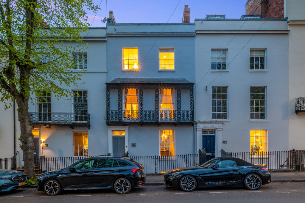Main image of property: Portland Street, Leamington Spa, Warwickshire CV32 5EY