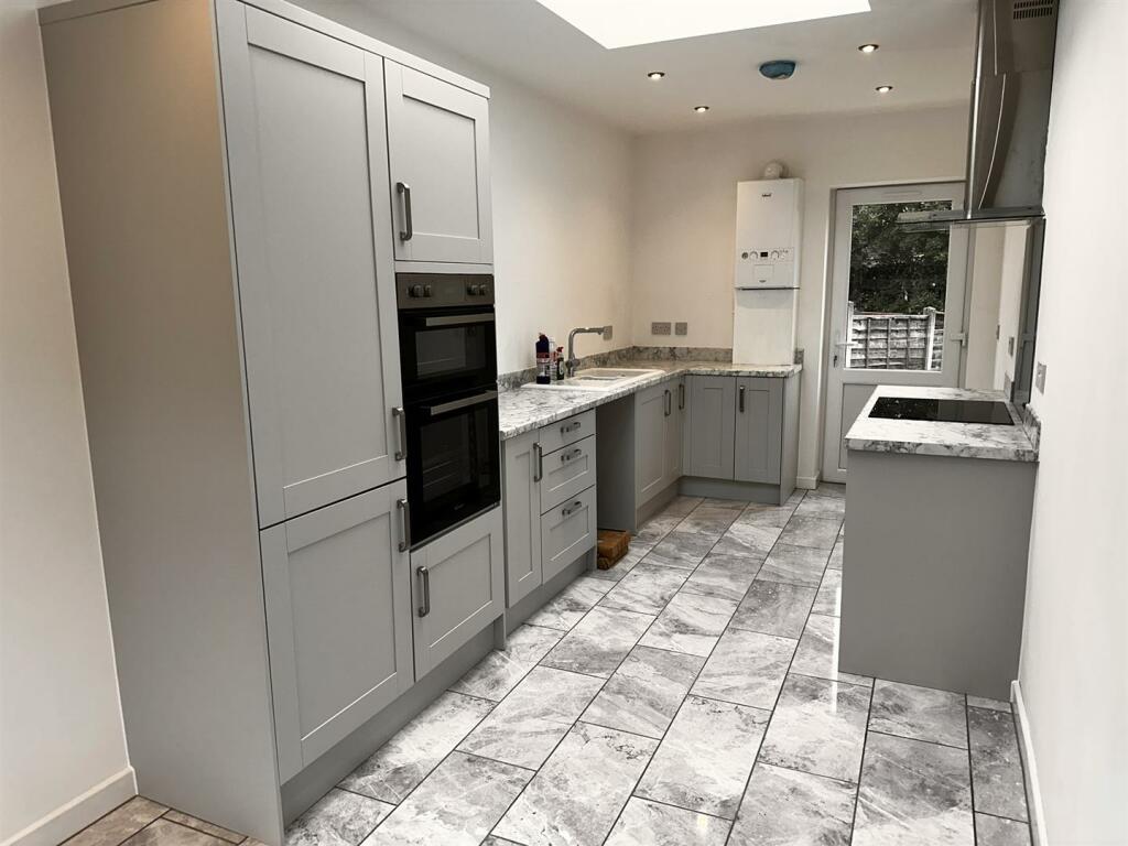 Additional property image - Throne Crescent, Rowley Regis