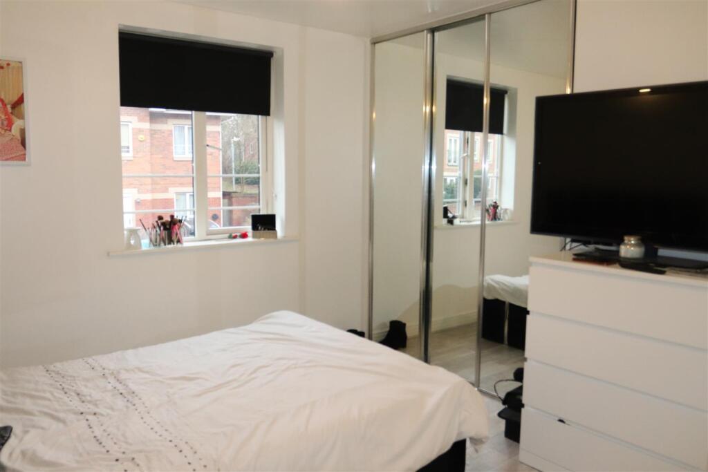 Additional property image - The Moorings, Hockley