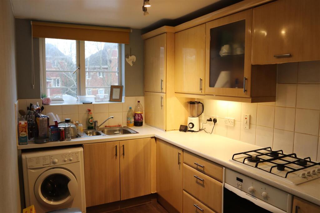 Additional property image - The Moorings, Hockley