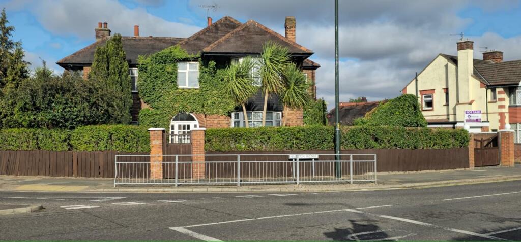 Main image of property: Weelsby Road, Grimsby