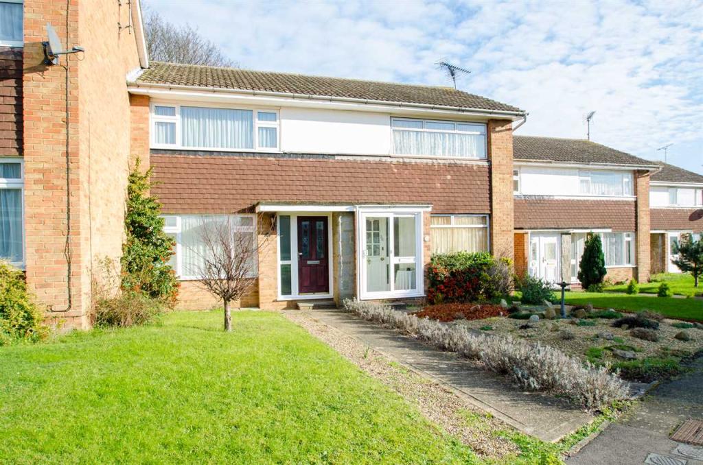 2 bedroom terraced house for sale in Norwood Walk, Sittingbourne, ME10