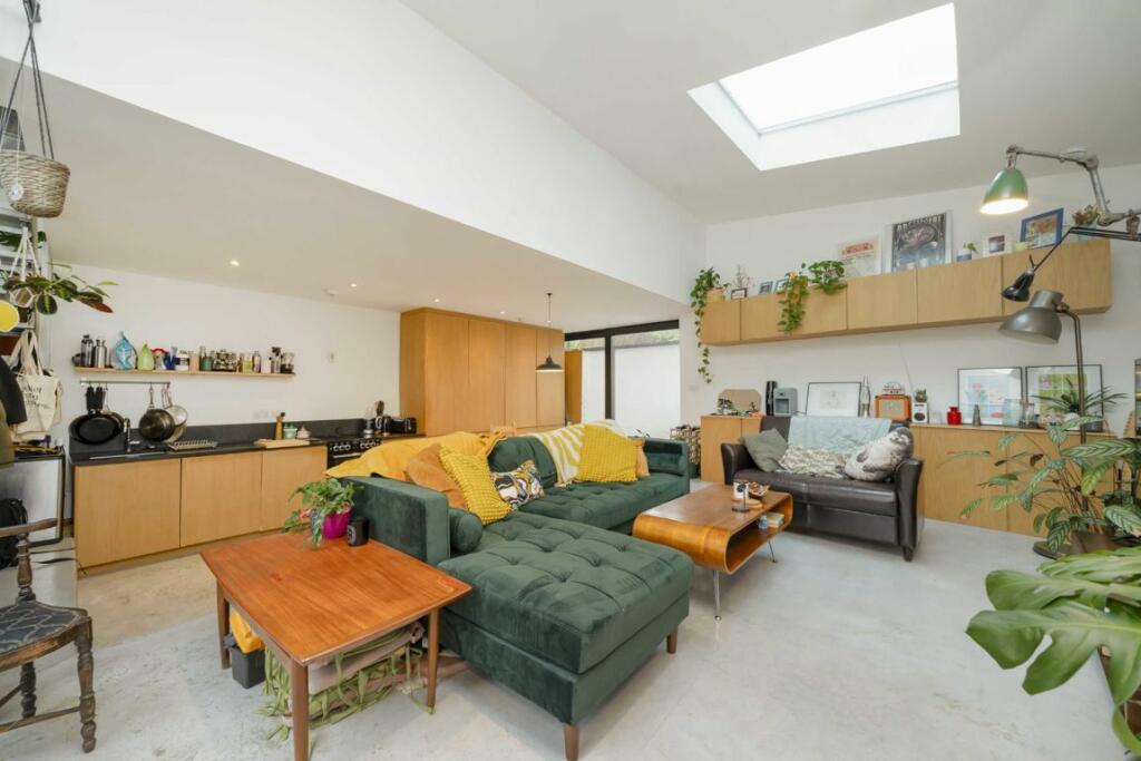 Main image of property: Rainham Road, Kensal Rise