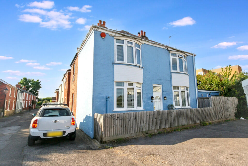 Main image of property: Waterloo Road, Lymington