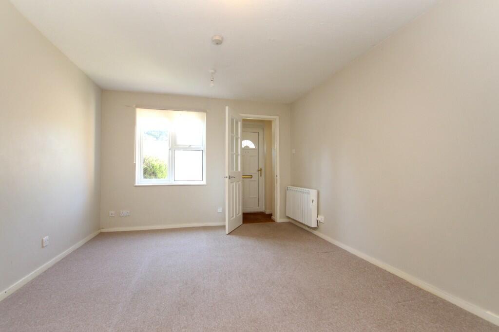 Additional property image - Breamore Close, New Milton