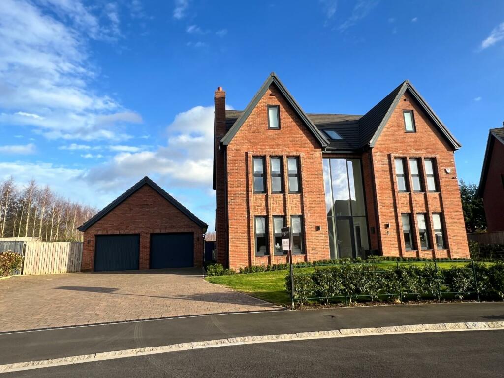 6 bedroom detached house for sale in Red Cedar Close, Wynyard