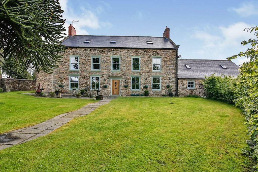 5 bedroom detached house for sale in Kirk Merrington, Spennymoor, DL16