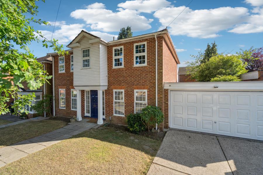 Main image of property: Drysdale Close