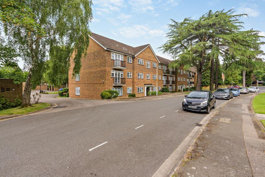 Main image of property: Myrtleside Close