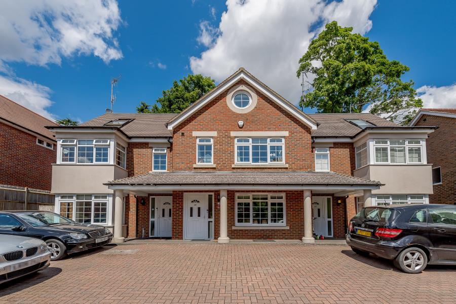 Main image of property: The Avenue, Northwood