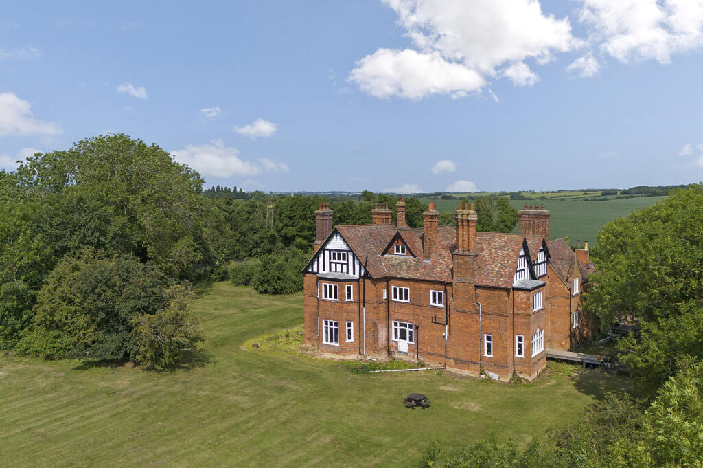 Main image of property: Easton Road, Stonely, St. Neots, Cambridgeshire, PE19