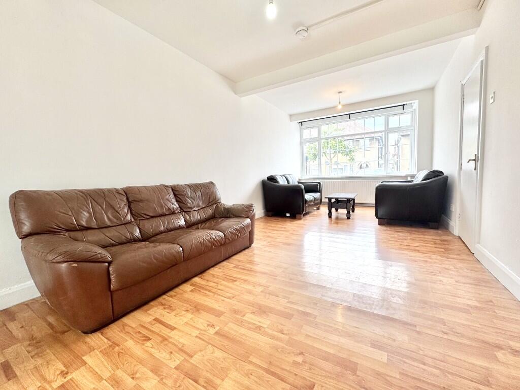 Main image of property: Scotts Road, Southall, Middlesex, UB2