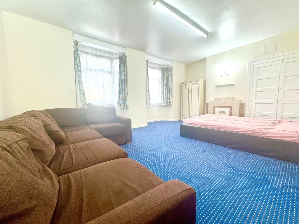 Main image of property: High Street, Southall, Middlesex, UB1