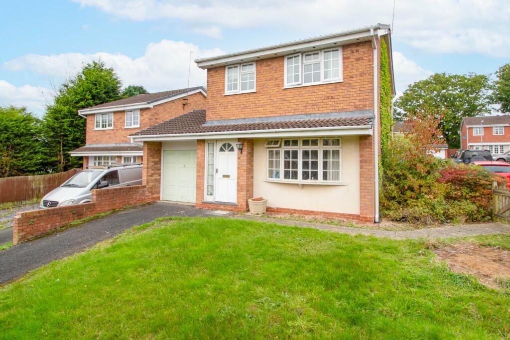 3 bedroom detached house for sale in Neighbrook Close, Webheath ...