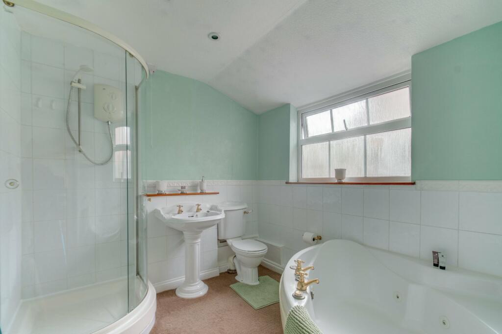 Additional property image - Foregate Street, Astwood Bank, Redditch, Worcestershire, B96