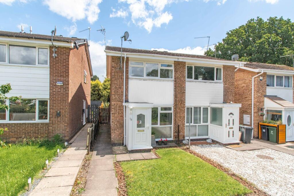 2 bedroom semidetached house for sale in Donnington Close, Church Hill South, Redditch