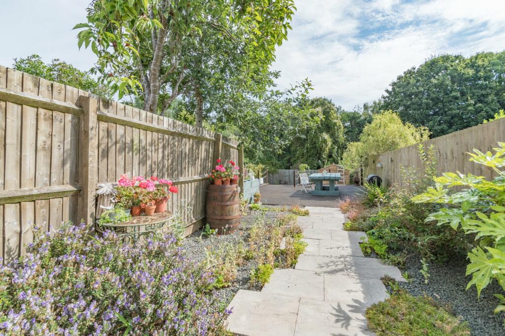Additional property image - Evesham Road, Crabbs Cross, Redditch, Worcestershire, B97