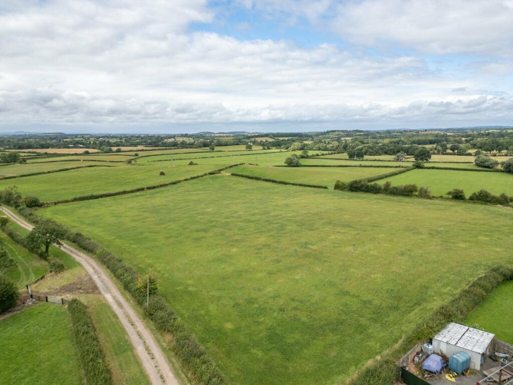 Additional property image - Morton under Hill, Astwood Bank, Redditch, Worcestershire, B96