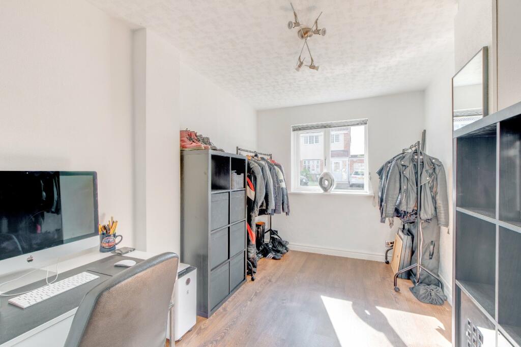 Additional property image - Oakridge Close, Church Hill North, Redditch, B98