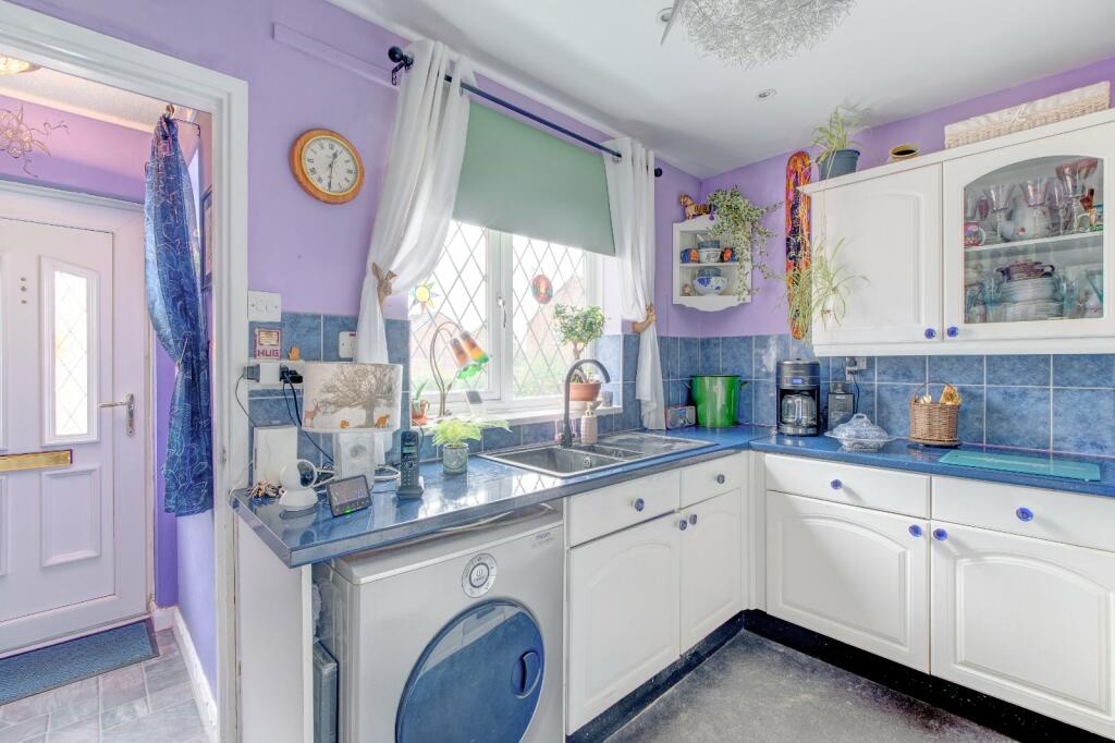 Additional property image - Oldbury Close, Church Hill North, Redditch, B98