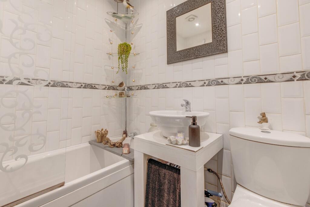 Additional property image - Oldbury Close, Church Hill North, Redditch, B98