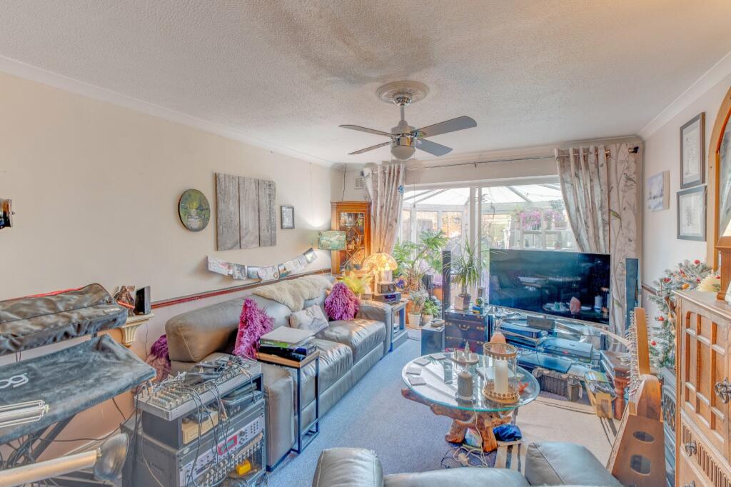 Additional property image - Oldbury Close, Church Hill North, Redditch, B98
