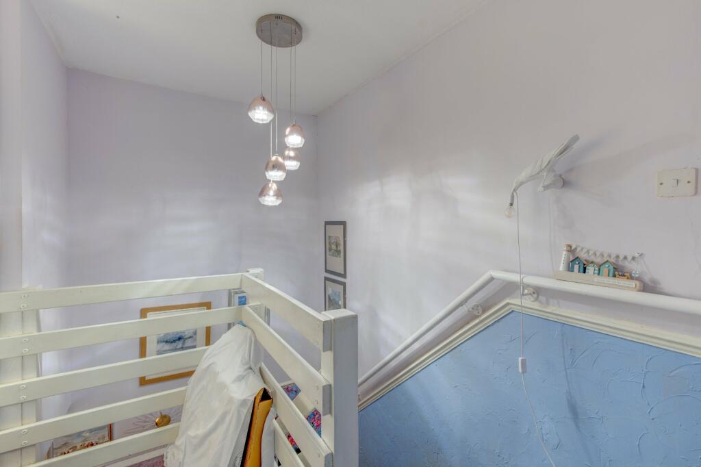 Additional property image - Oldbury Close, Church Hill North, Redditch, B98