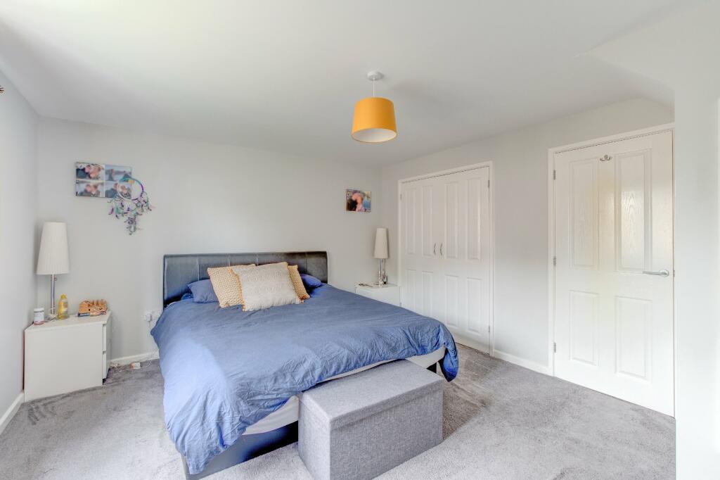 Additional property image - Redditch Road, Studley, Warwickshire, B80