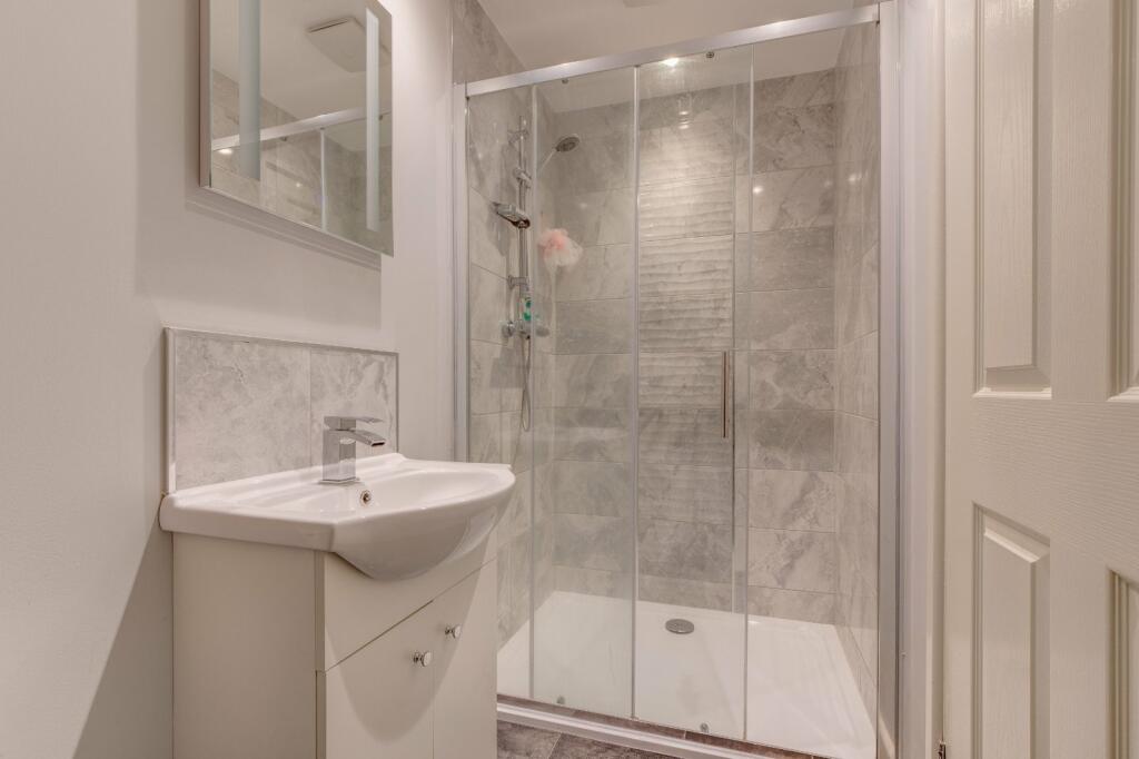 Additional property image - Redditch Road, Studley, Warwickshire, B80