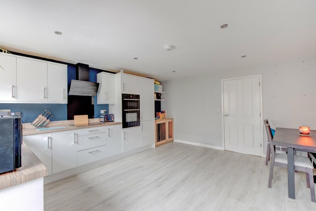 Additional property image - Redditch Road, Studley, Warwickshire, B80