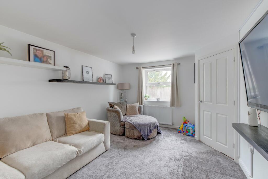 Additional property image - Redditch Road, Studley, Warwickshire, B80