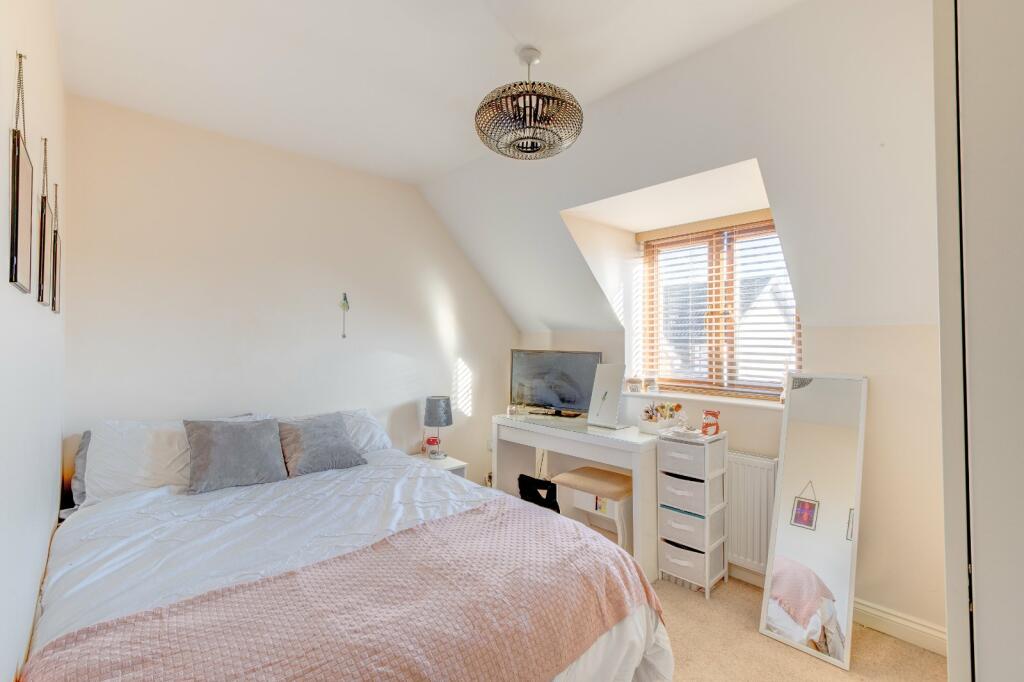 Additional property image - Upper Hall Close, Ipsley, Redditch, B98