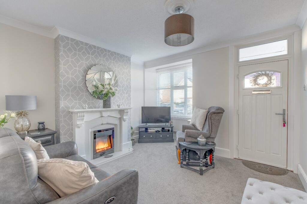 Additional property image - Heathfield Road, Webheath, Redditch, B97