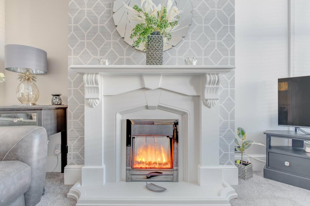 Additional property image - Heathfield Road, Webheath, Redditch, B97