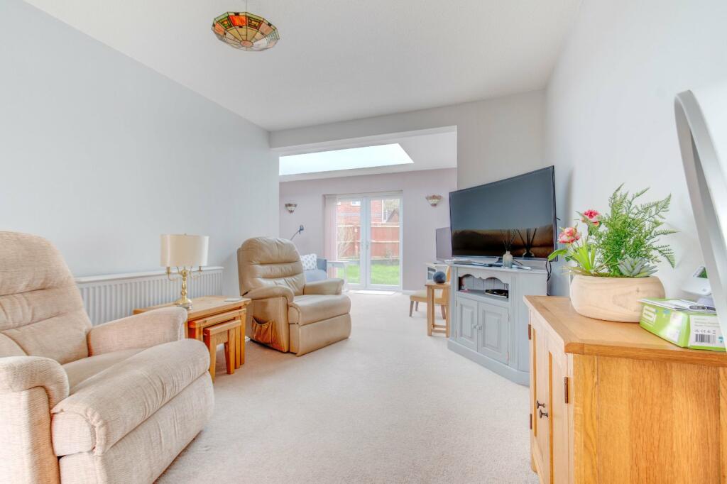 Additional property image - Springfields Road, Alcester, Warwickshire, B49