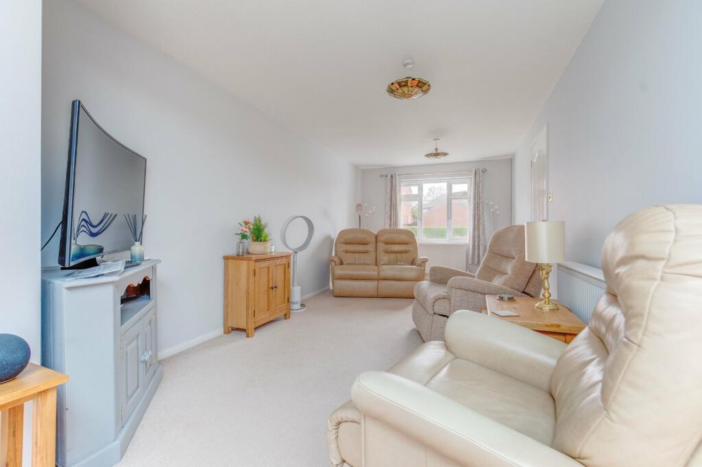 Additional property image - Springfields Road, Alcester, Warwickshire, B49