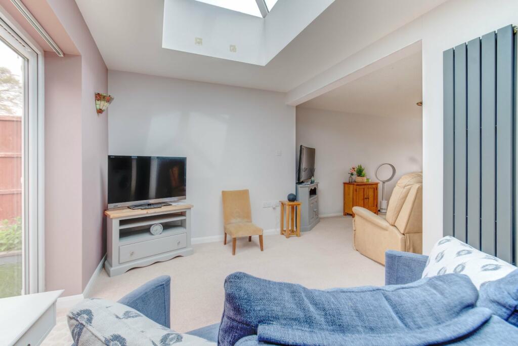 Additional property image - Springfields Road, Alcester, Warwickshire, B49