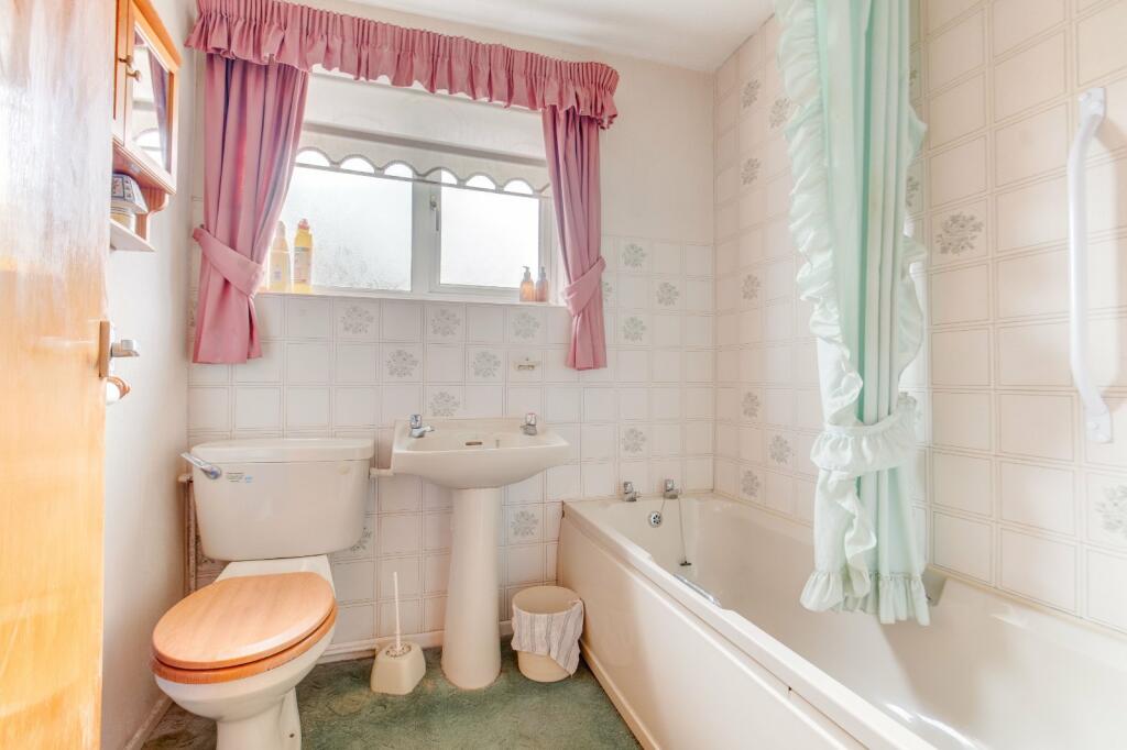 Additional property image - Abbotswood Close, Redditch, Worcestershire, B98