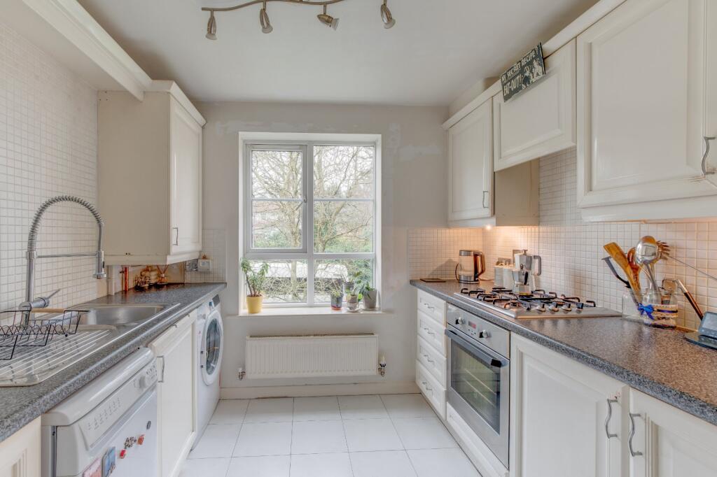 Additional property image - Britannia Close, Smallwood, Redditch, B98