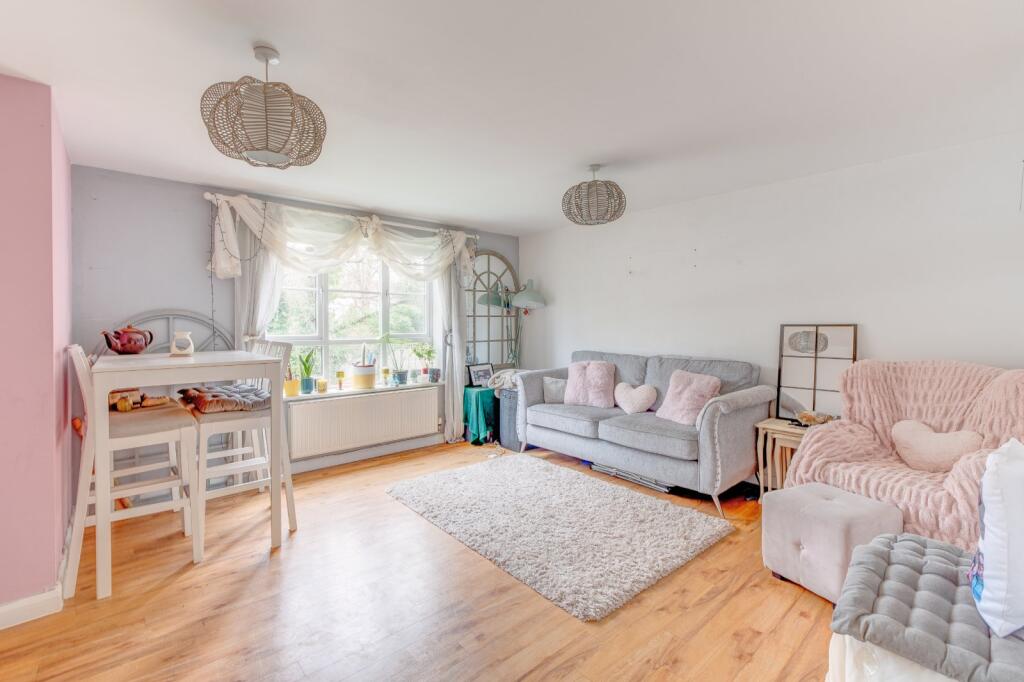 Additional property image - Britannia Close, Smallwood, Redditch, B98