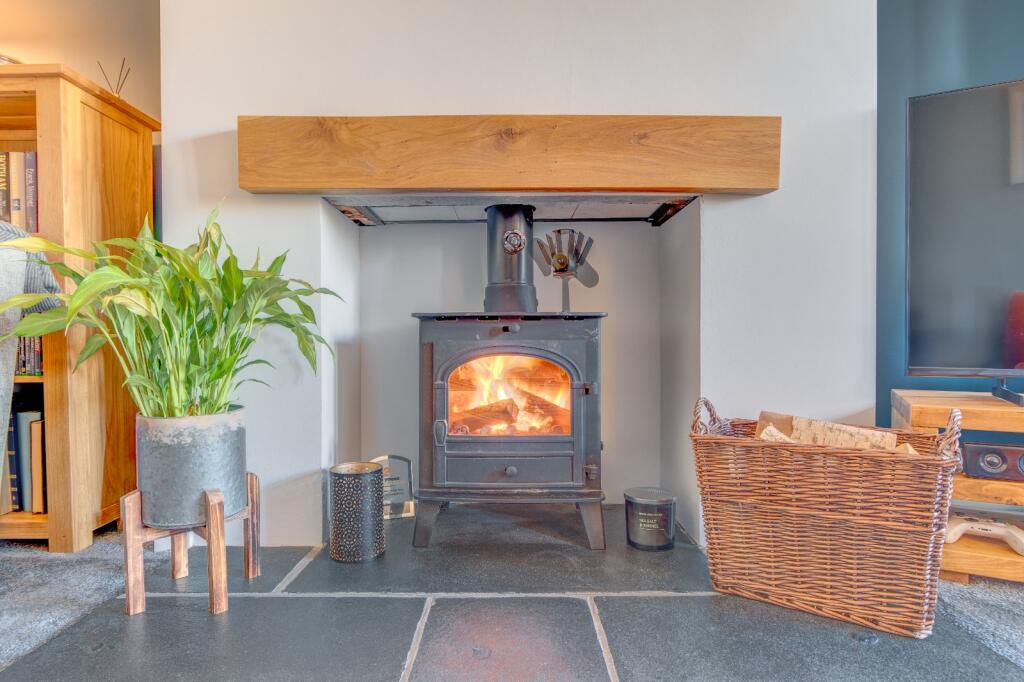 Additional property image - Vicarage Crescent, Batchley, Redditch, B97