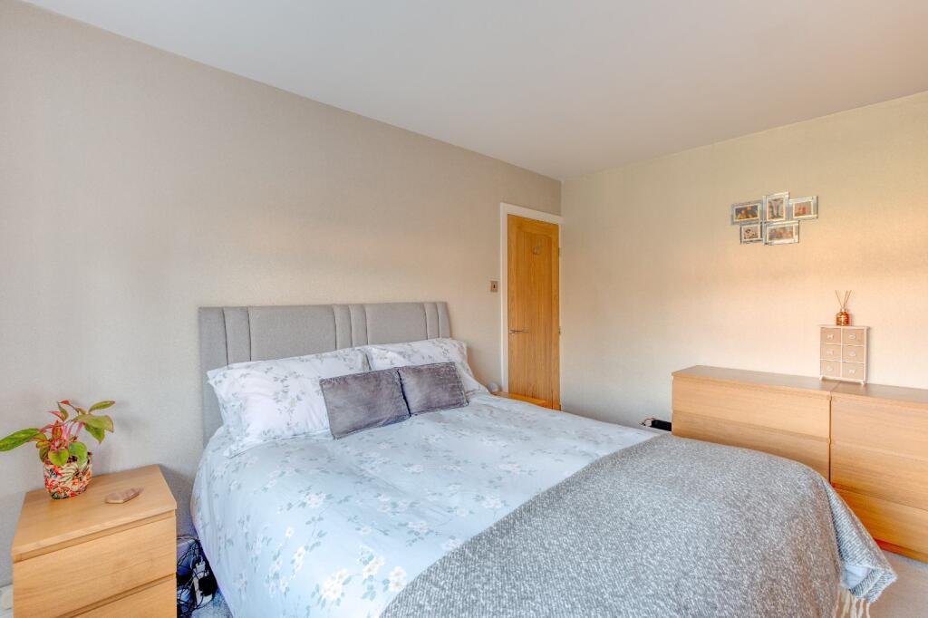 Additional property image - Vicarage Crescent, Batchley, Redditch, B97