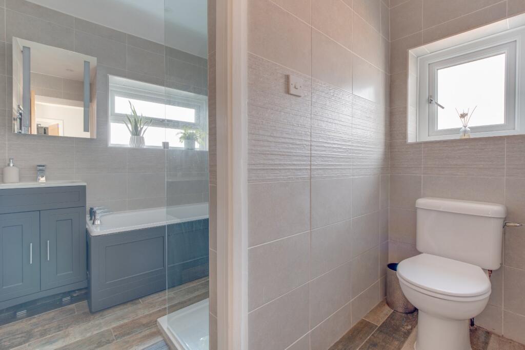 Additional property image - Vicarage Crescent, Batchley, Redditch, B97