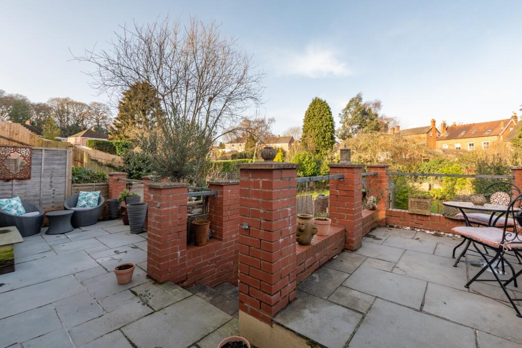 Additional property image - Vicarage Crescent, Batchley, Redditch, B97